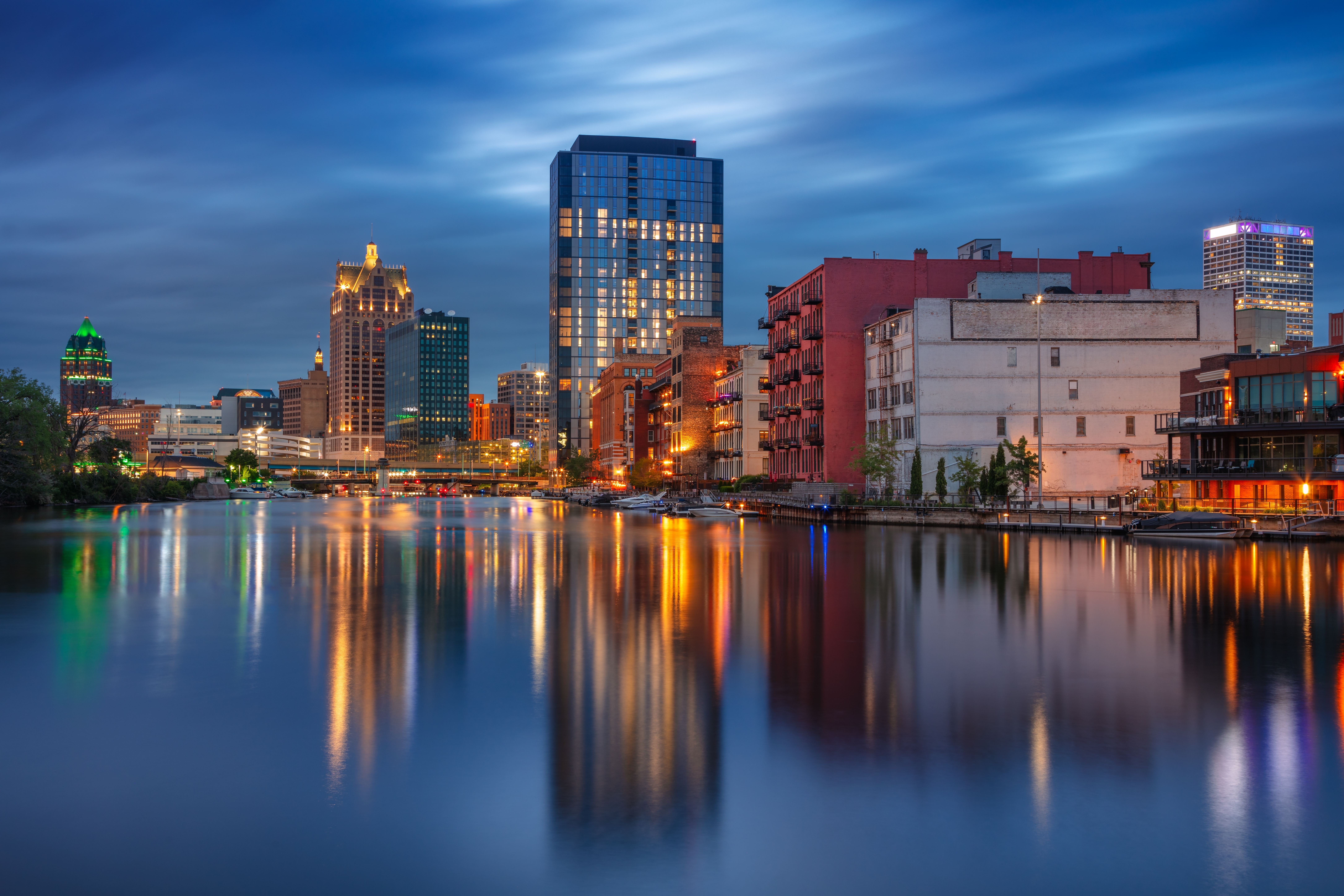 Cityscape image of downtown Milwaukee