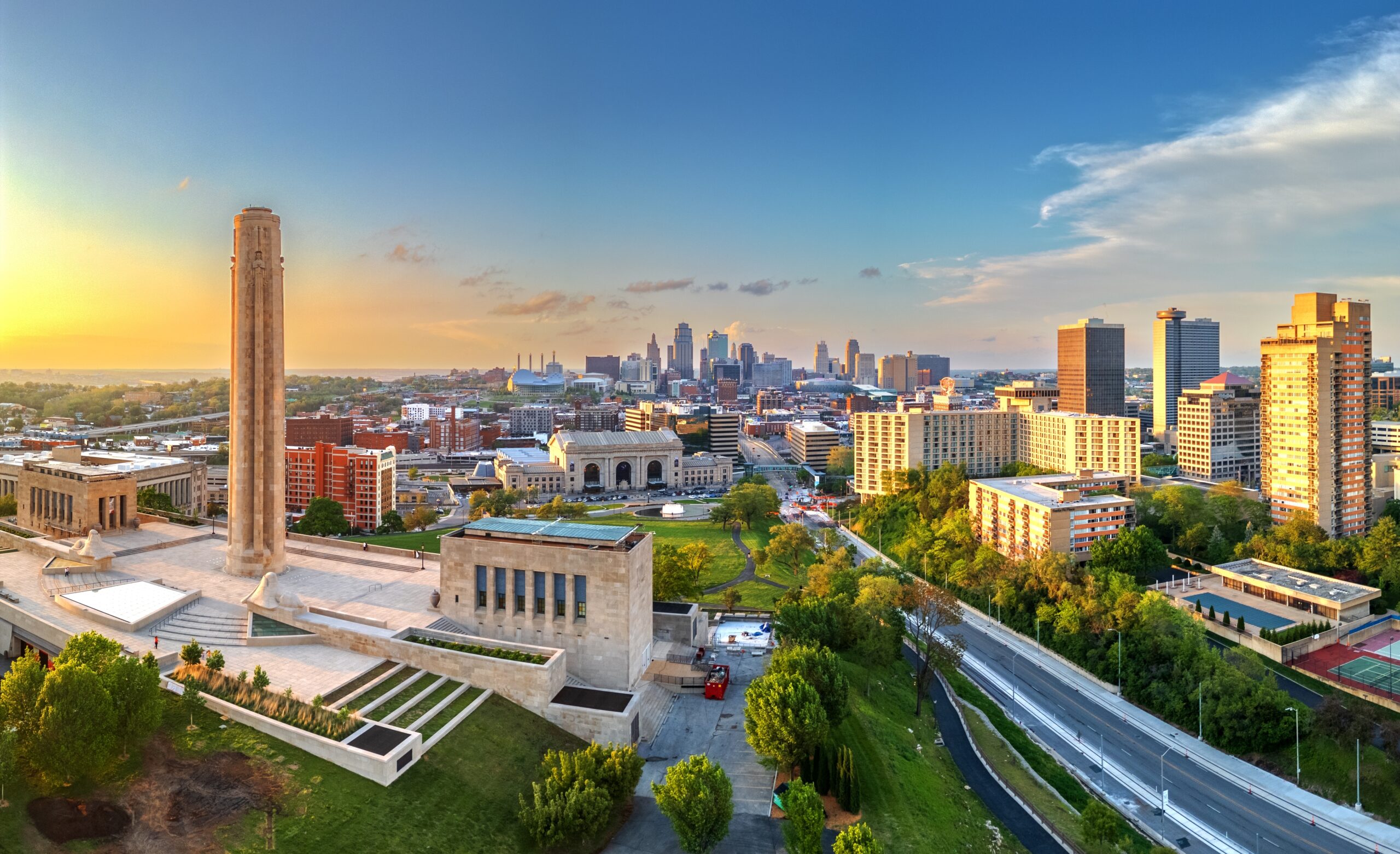 Kansas City downtown city skyline at twilight